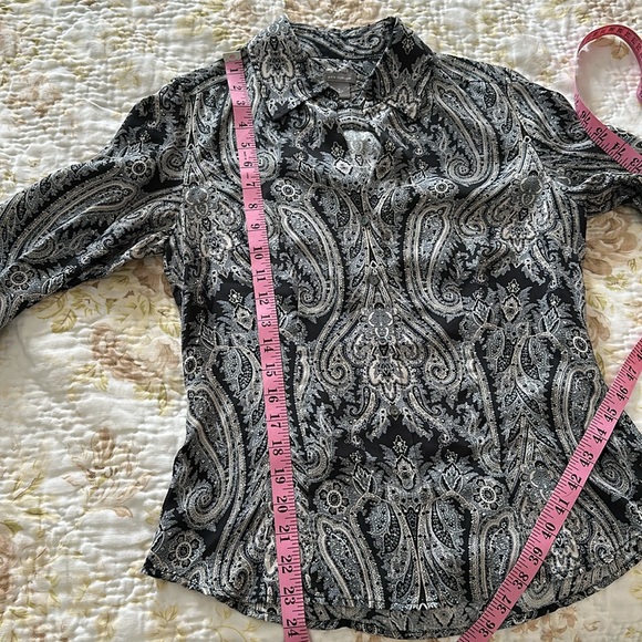 ANN Taylor Blue Silk Paisley Blouse Size 4 - Picture 11 of 12
